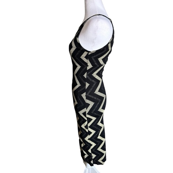 Lovely Day Black Cream Zigzag Print Sparkle Metallic Halter Midi Dress Size S - Picture 7 of 17